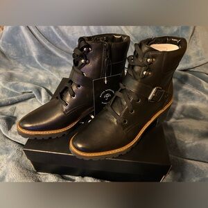 Naturalizer Tia Black water Repellent Boots
